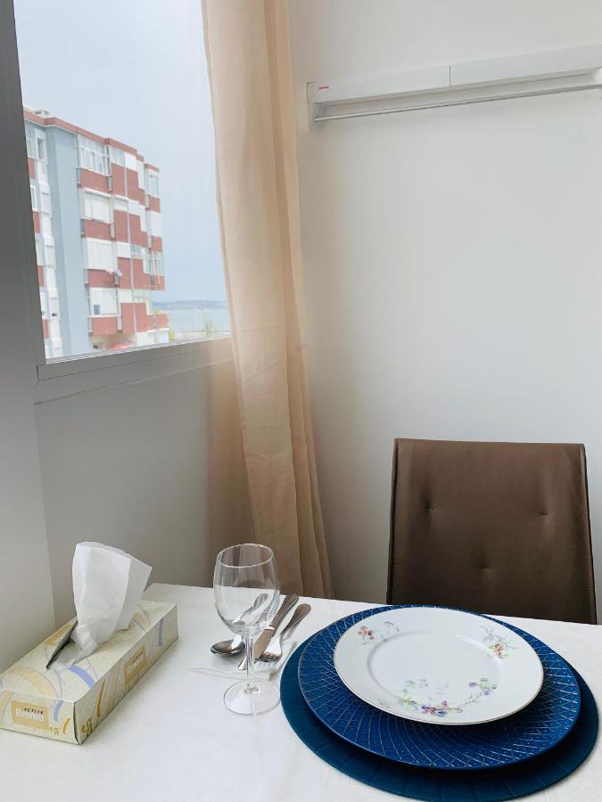 The Apartment Near The Beach In Oeiras Paço de Arcos Eksteriør bilde